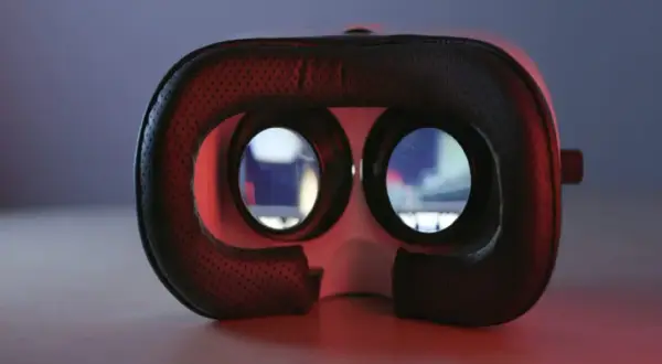 Gogle VR, potencjalne narzędzie do terapii brak widzenia przestrzennego leczenie u dorosłych.