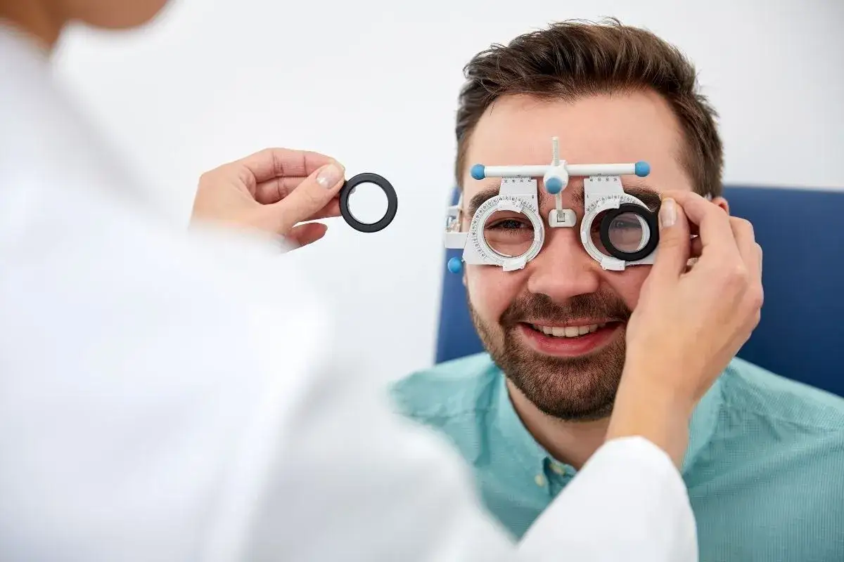 badanie wzroku optometrysta okulary soczewki